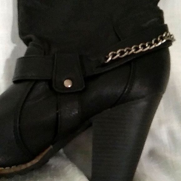 Candies size 10 heel faux leather lambswool on top short boots - Picture 4 of 8